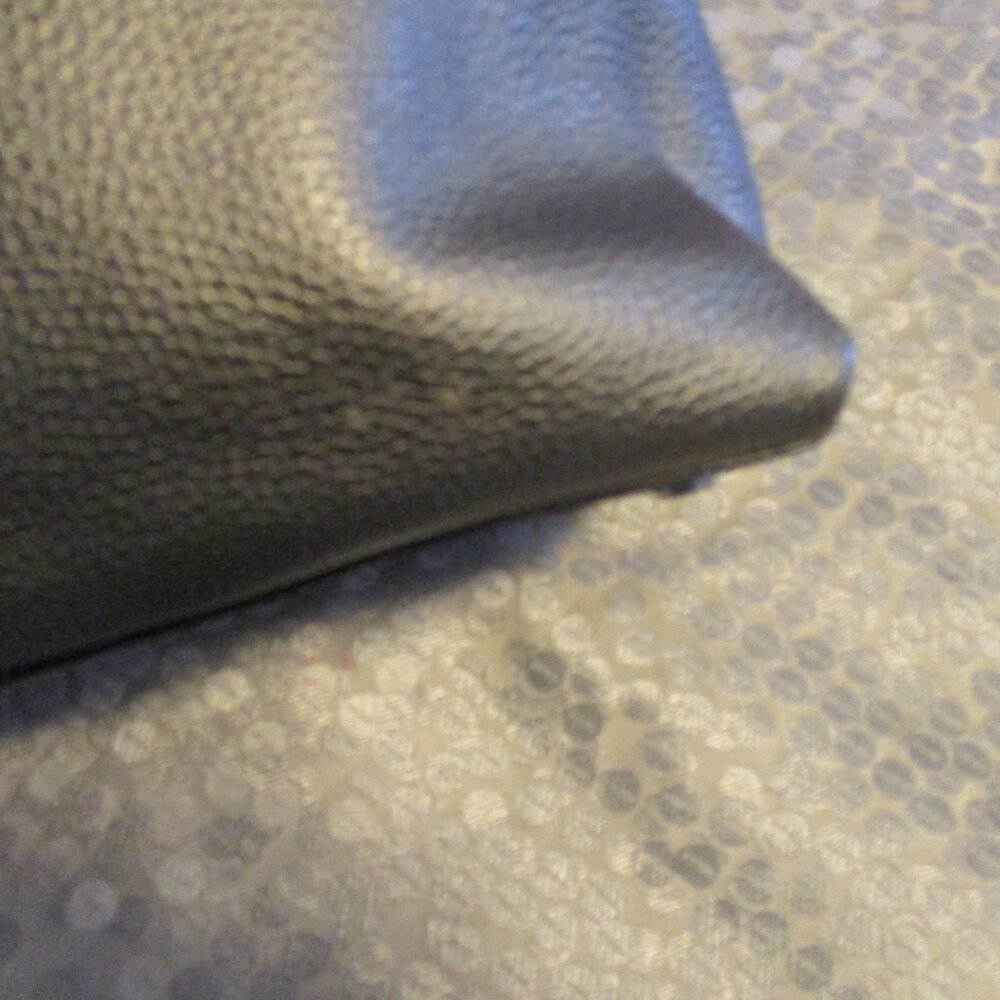 new with tags coach pebble  surface handbag and signature wallet - Picture 3 of 7